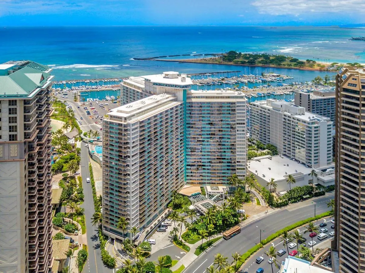 Ilikai Tower 613 City View 1Br Honolulu Apartment