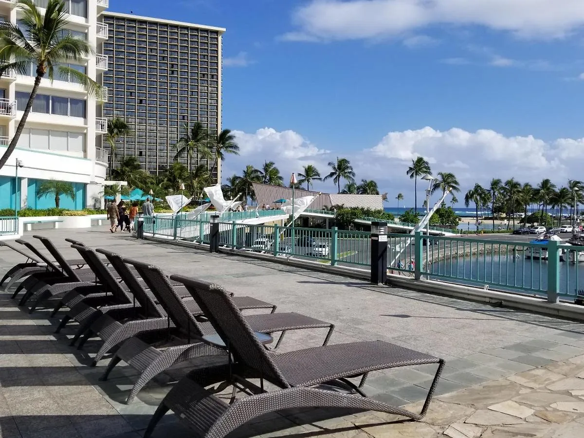 Ilikai Tower 613 City View 1Br Honolulu